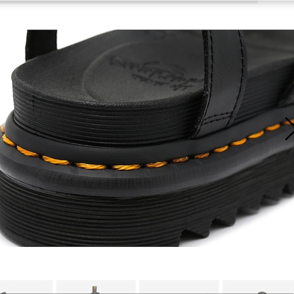 New Dr. Martens Black Blaire Platform Sandals - Picture 4 of 11